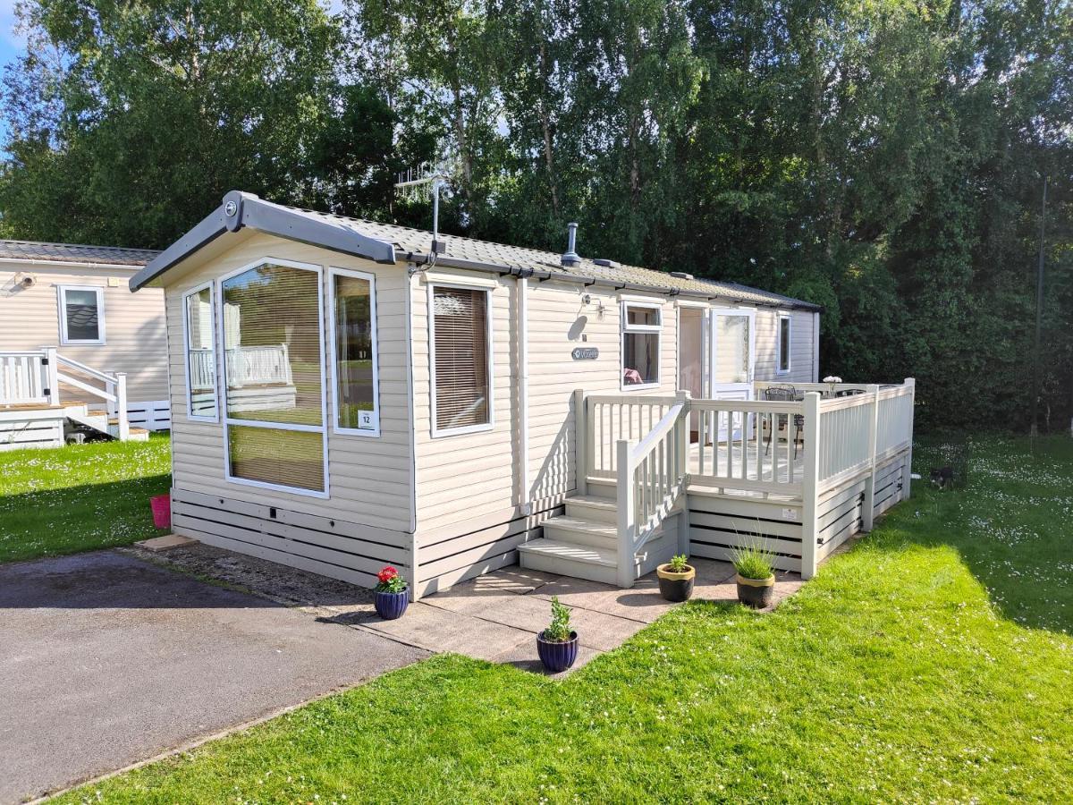 Holiday Home Sleeps Six Saint Leonards Exterior foto